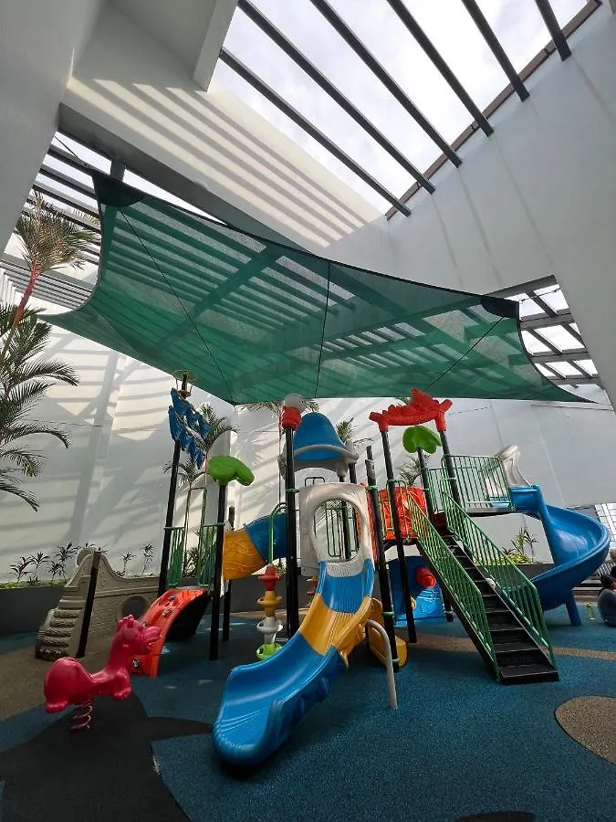 River Place シンガポール ホームステイ